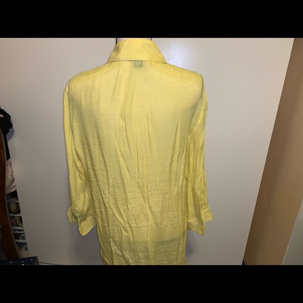 Yellow button down - Picture 2 of 3